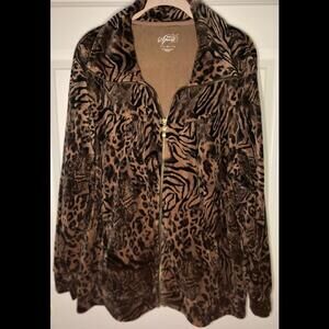 EUC Style&co Sport velour animal print sweatshirt with gold zipper.